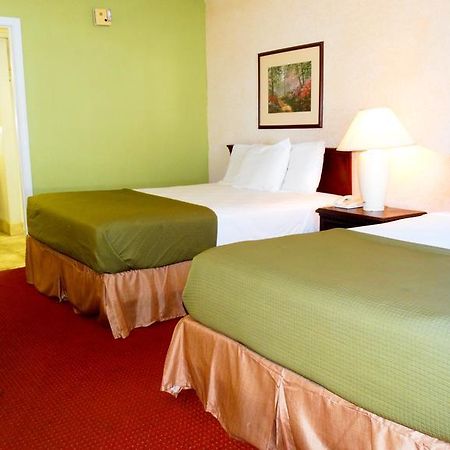 Econo Lodge Brunswick I-95 외부 사진