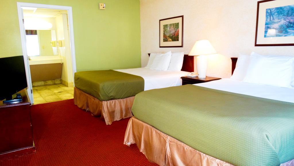 Econo Lodge Brunswick I-95 외부 사진